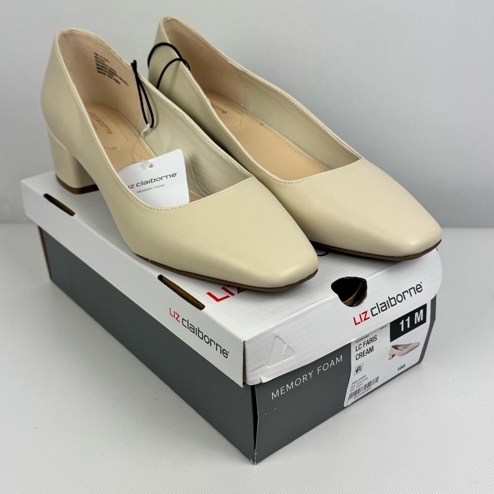 Liz Claiborne FARIS Cream Block Heels for Women NIB size 11